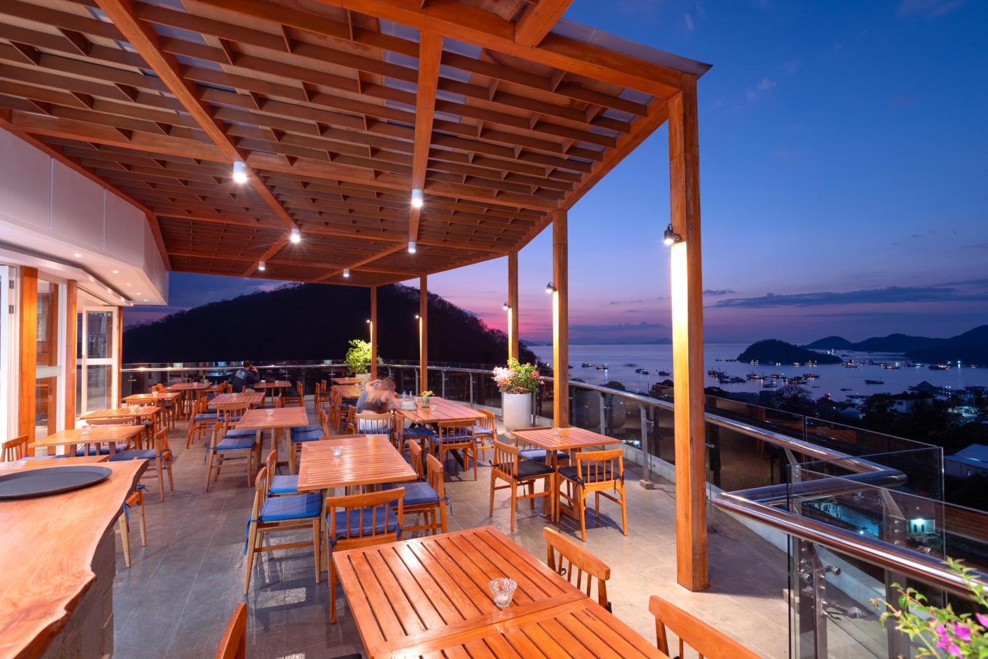 Zasgo Hotel Labuan Bajo Luaran gambar
