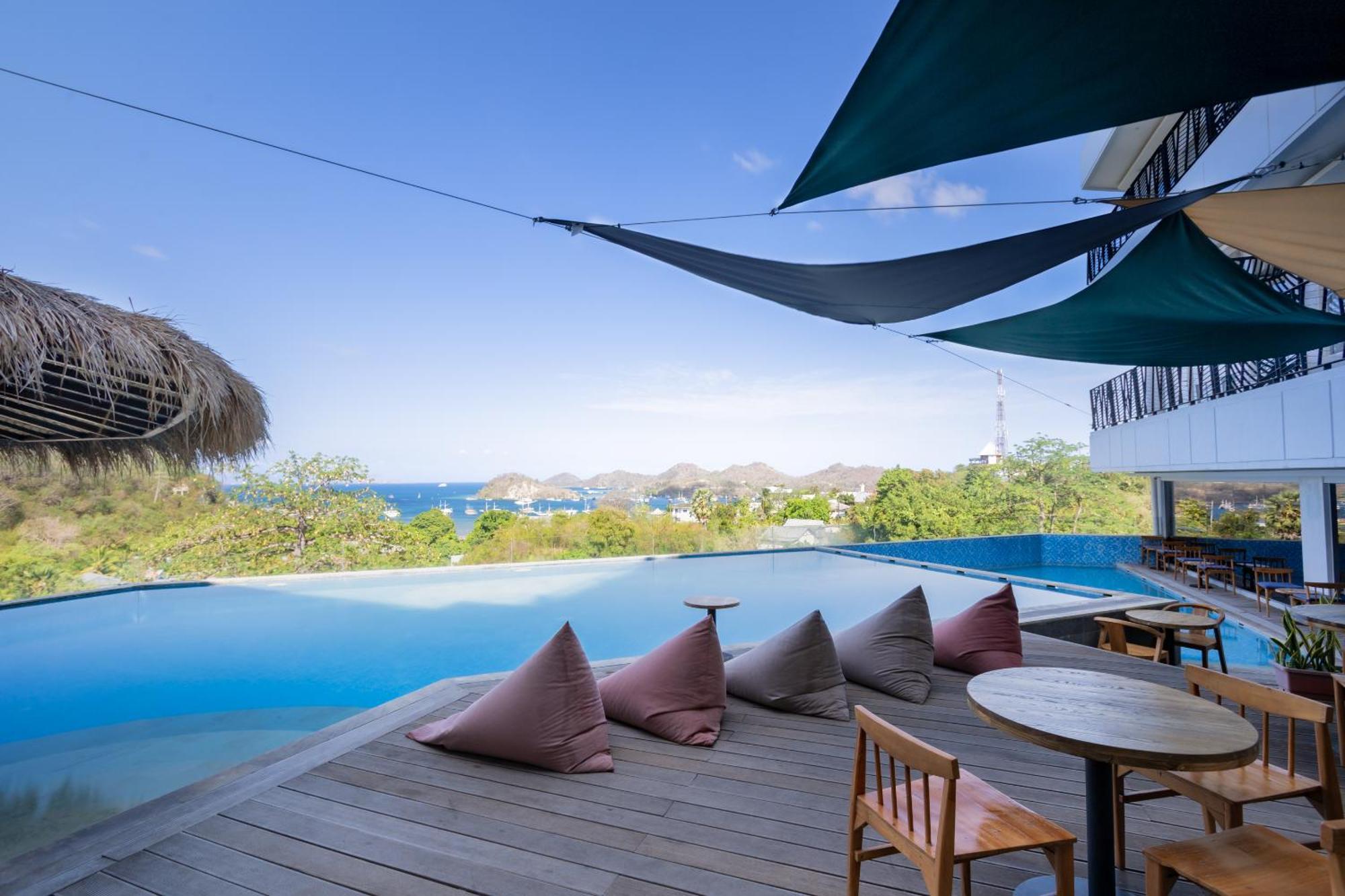 Zasgo Hotel Labuan Bajo Luaran gambar