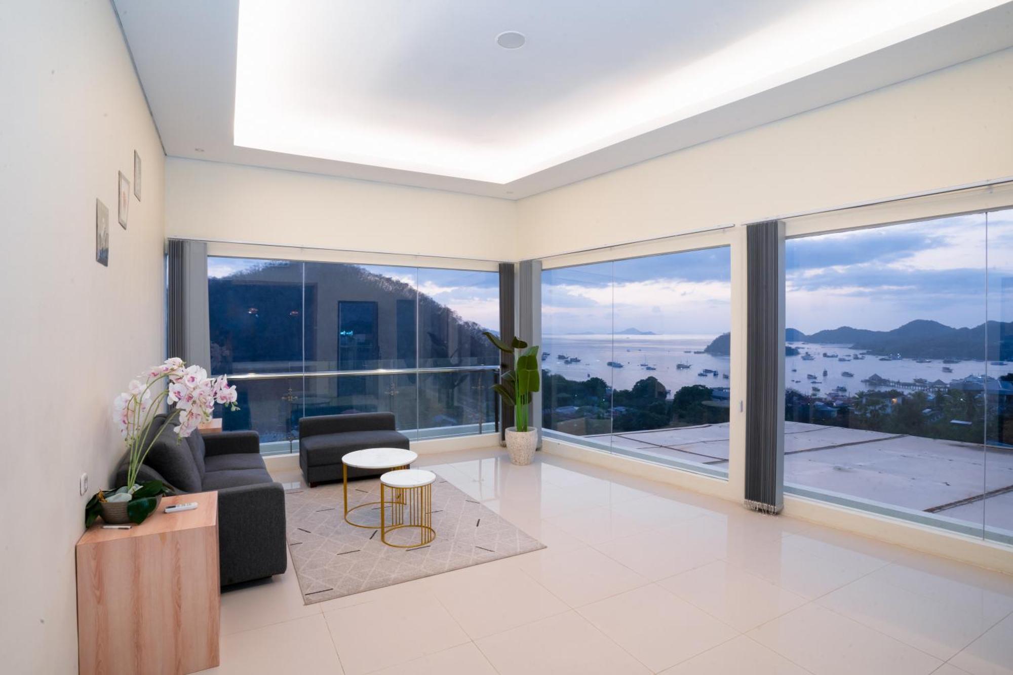 Zasgo Hotel Labuan Bajo Luaran gambar